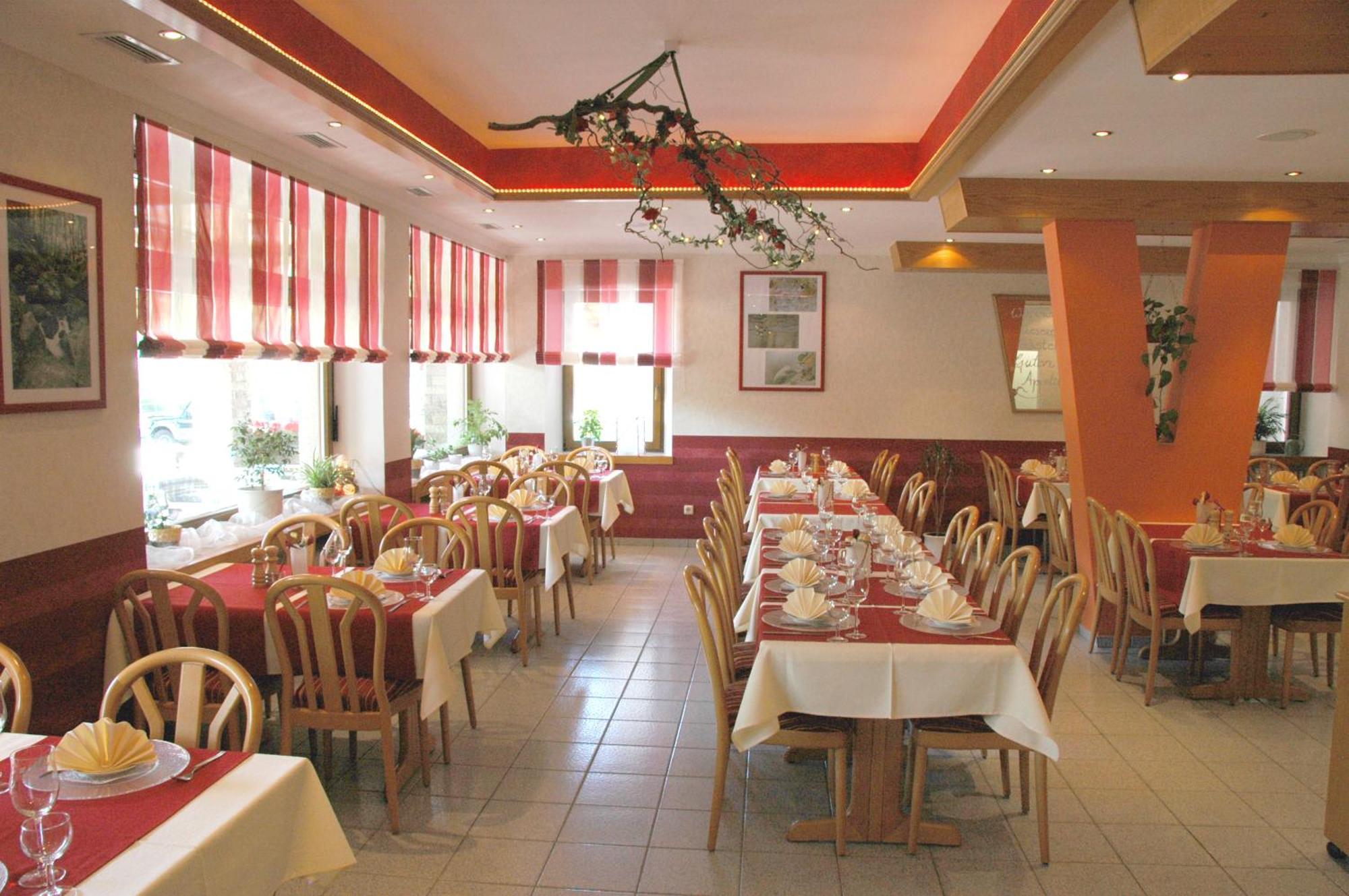 Hotel Hauer Bollendorf Buitenkant foto