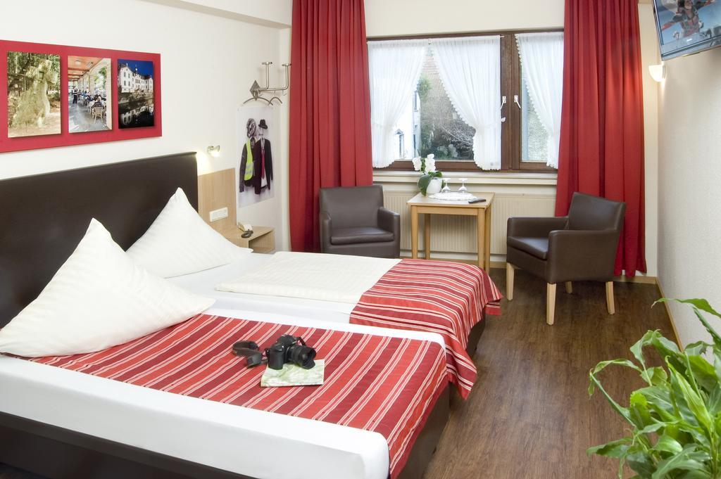 Hotel Hauer Bollendorf Buitenkant foto